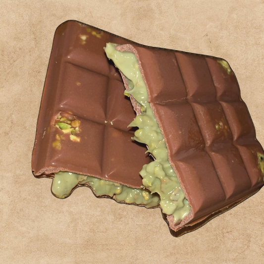 Grande tablette fourrée Chocolat au lait / Pistache